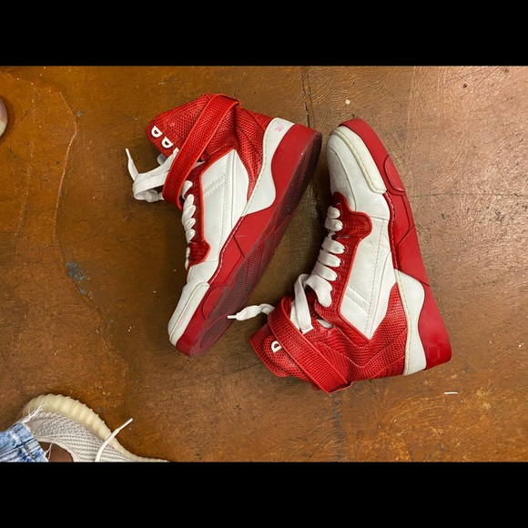 Givenchy Contrast High Top Sneaker - Picture 2 of 7